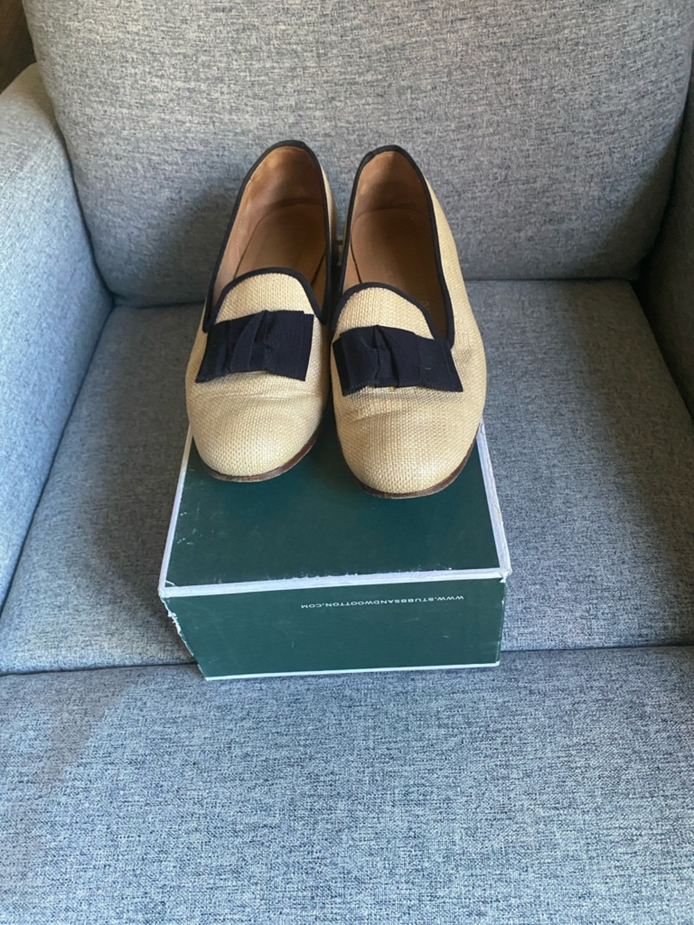 Stubbs & Wootton Beige Raffia Loafers with Black Trim and Bow
